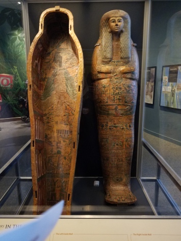Mummy coffin